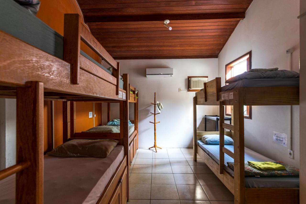 Hostel Geckos *